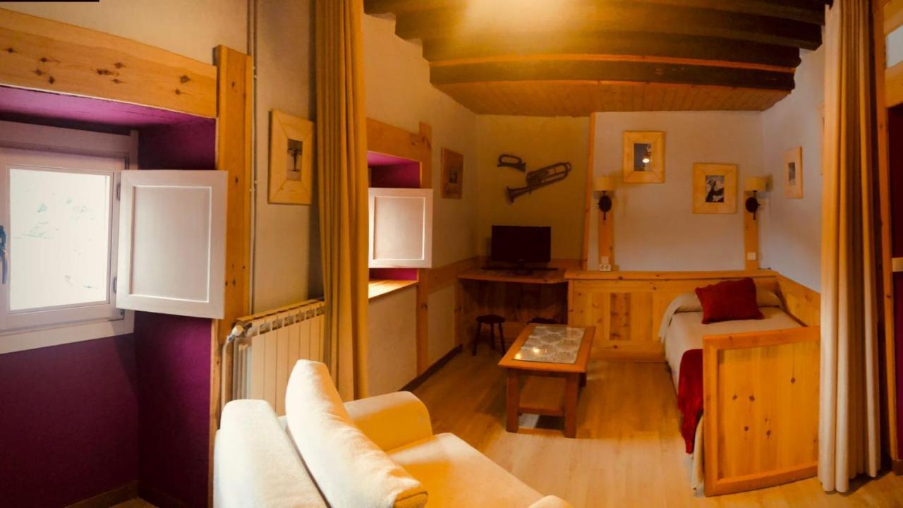 Willa Casa Senera Santa Cruz de la Serós Zewnętrze zdjęcie