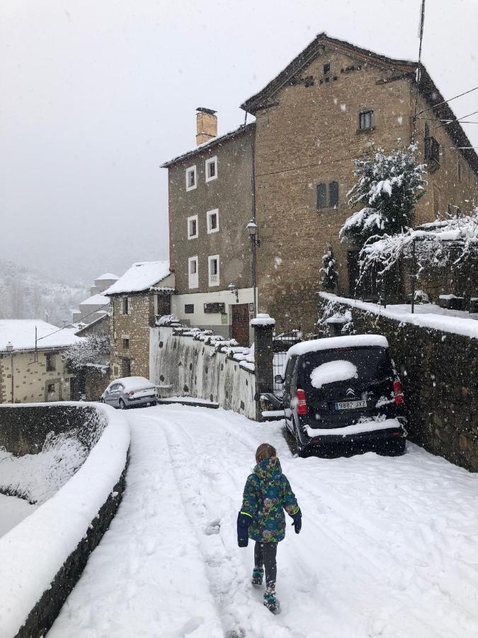 Willa Casa Senera Santa Cruz de la Serós Zewnętrze zdjęcie