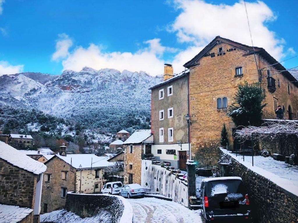 Willa Casa Senera Santa Cruz de la Serós Zewnętrze zdjęcie